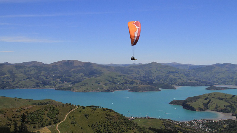 Experience the exciting sport of tandem paragliding overlooking Christchurch.